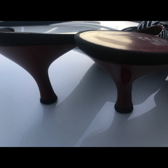 Salvatore🌹Ferragamo🌹Kitten heels sandal 🌸10 1/2 - Picture 5 of 8